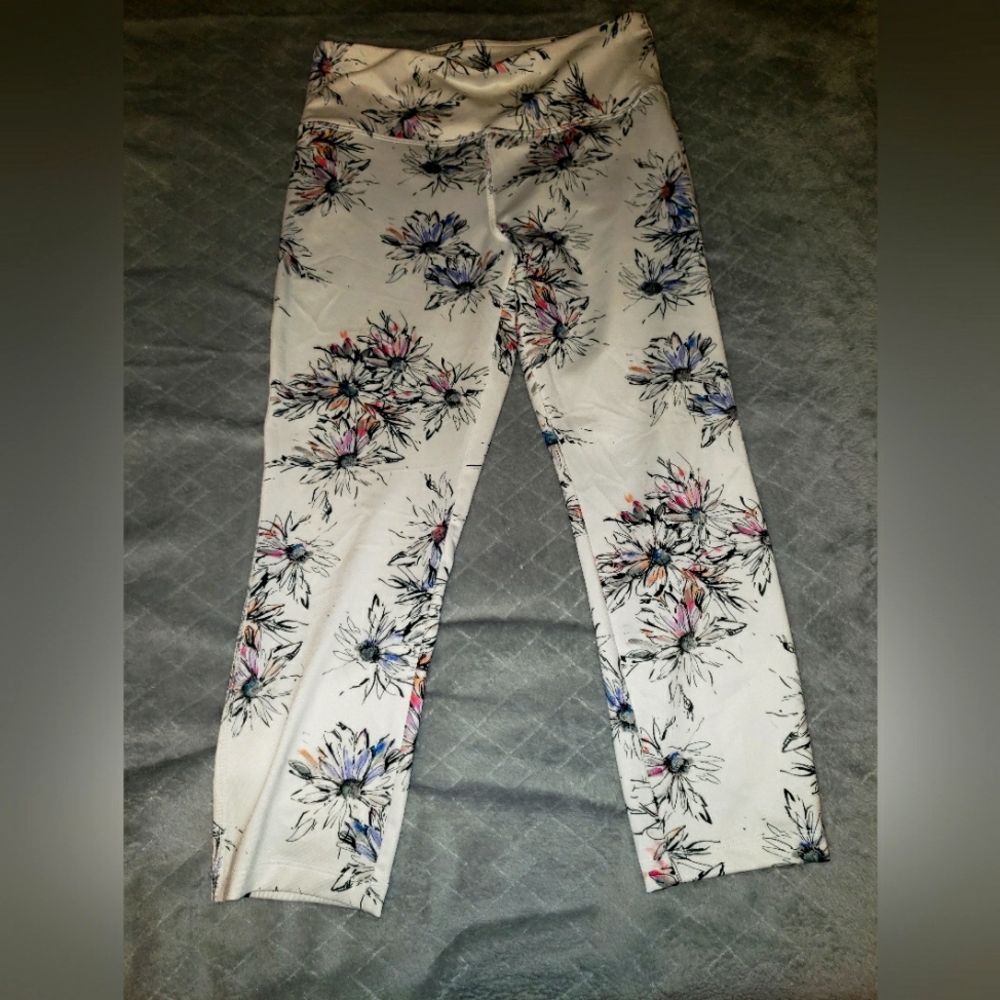 Medium active capri